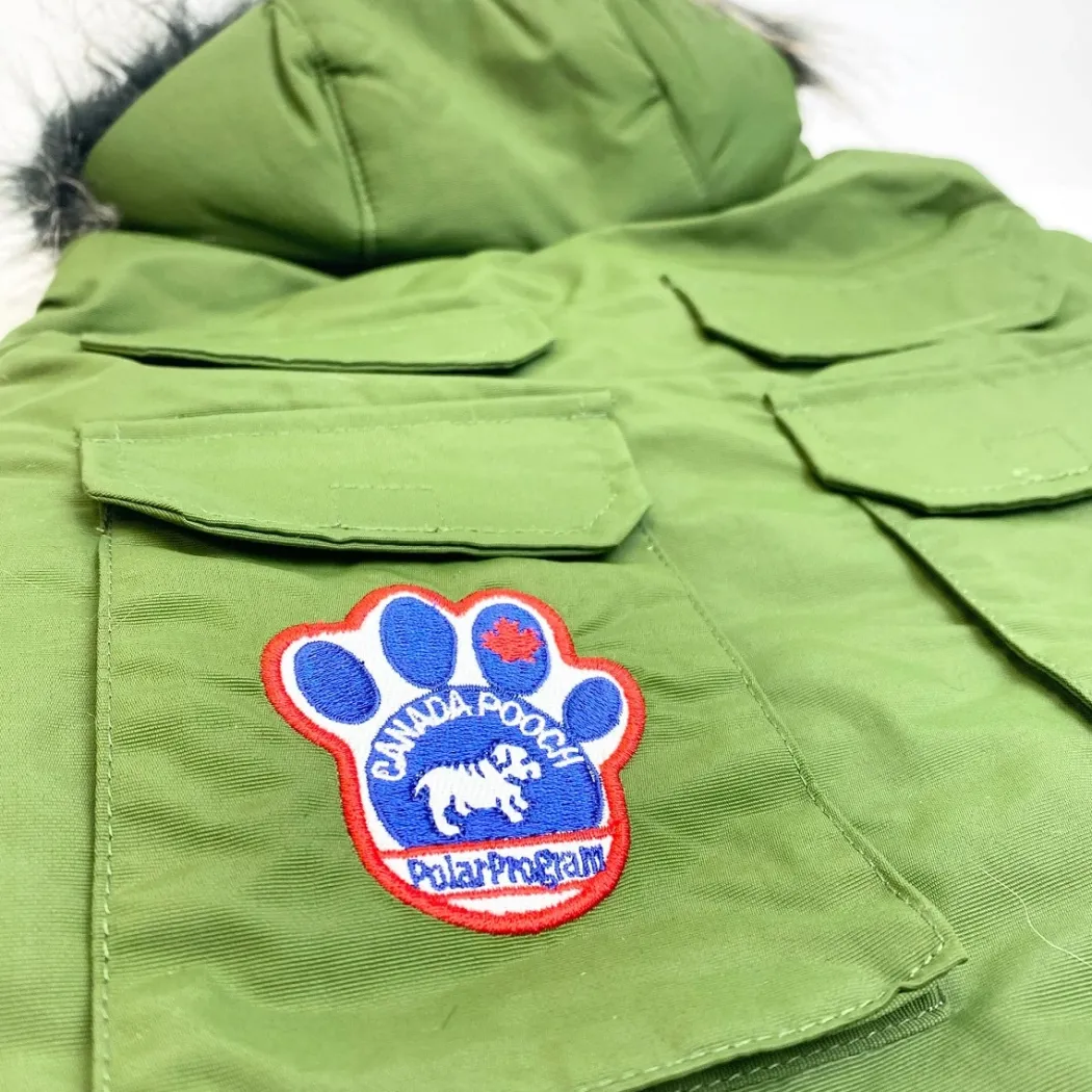 Canada Pooch Everest Explorer hundejakke Militærgrøn 66 cm nr 26