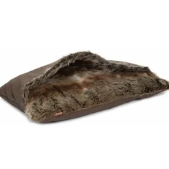 Designed by Lotte Rizla hundehule 67 x 42 x 6 cm