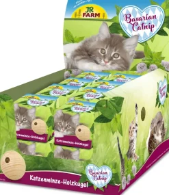 JR Cat Bavarian Catnip Wooden Ball Ø 5cm