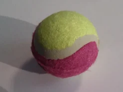 Katte tennisbolde